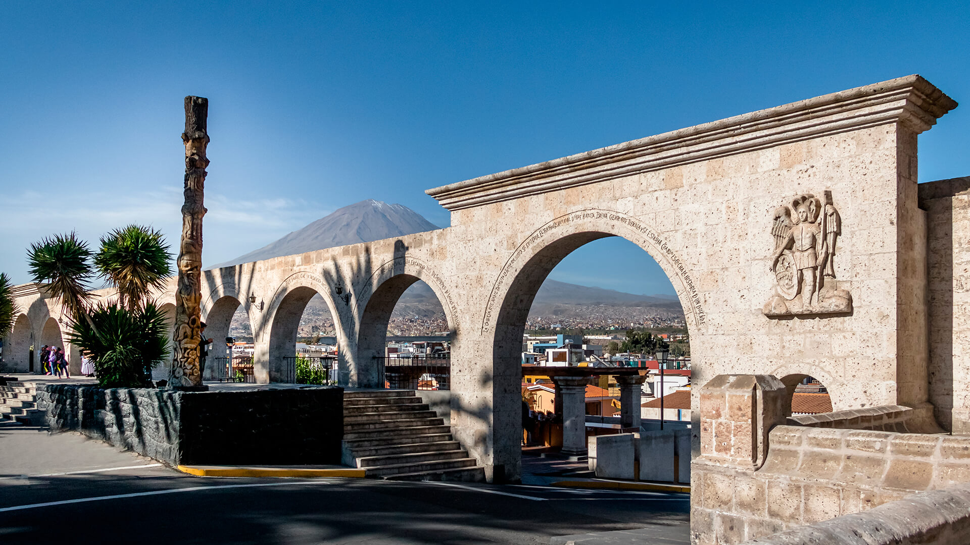 BLACK VIEWPOINT AREQUIPA PERU