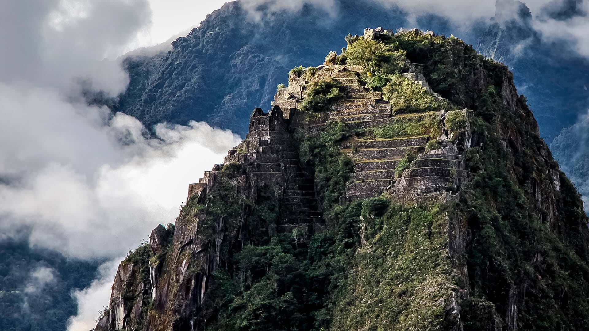 Древние горы. Huayna Picchu.